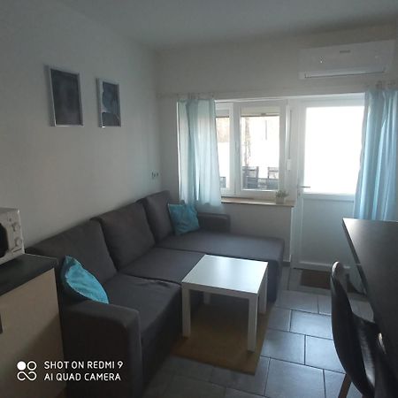Apartments Max Vir Ngoại thất bức ảnh